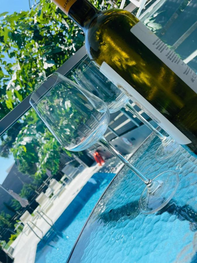 Luxsuites Офринио Экстерьер фото