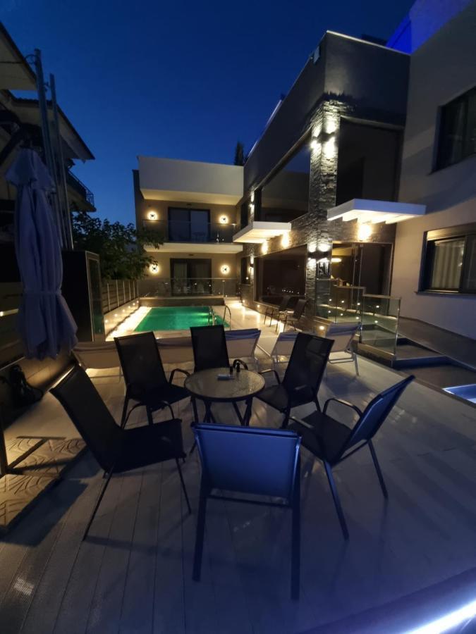 Luxsuites Офринио Экстерьер фото